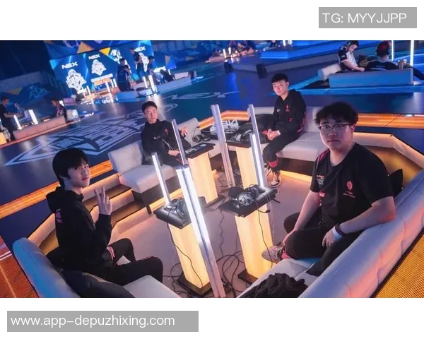 世界杯新闻和平精英战术解析:TES战队包夹体系的运用与优势分析